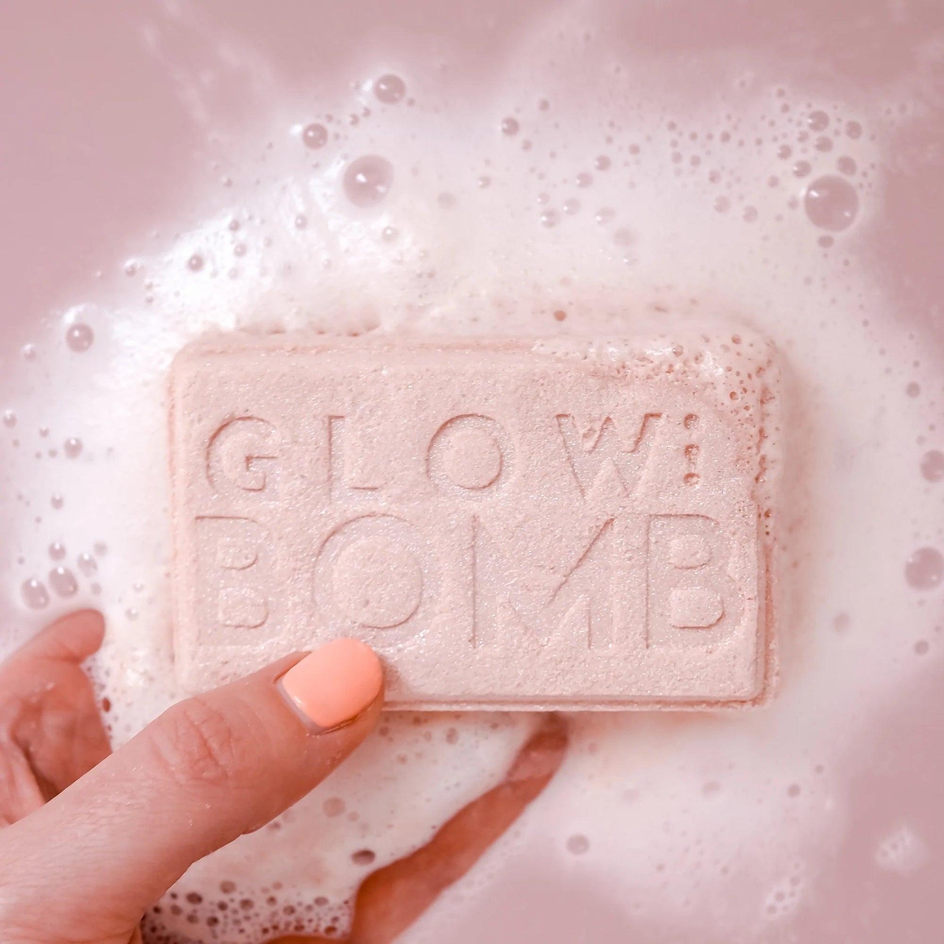 GlowBomb - Fake Tan Removing Bath Bomb - GLOW X GO